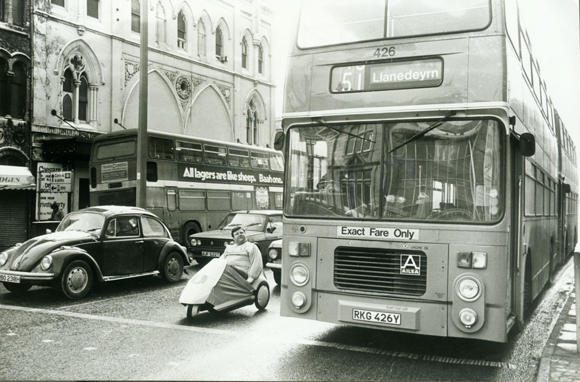 C5 and Cardiff bus